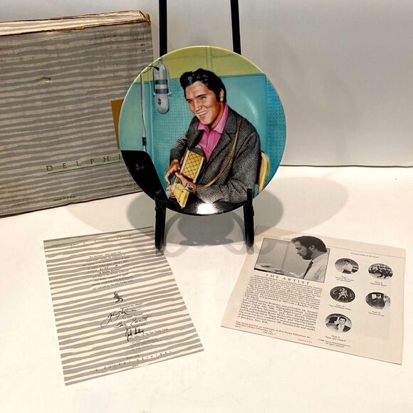 Elvis Presley: Looking at a Legend Plate #6, "A Studio Session" A DELPHI Plate - Picture 2 of 6